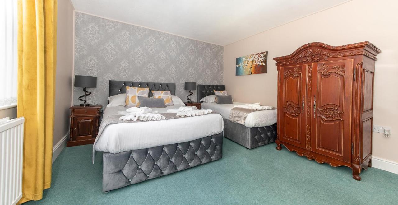 Beaumont Guest House- Free Private Parking & Off-Site Health Centre Access - Adults Only Windermere Exterior photo
