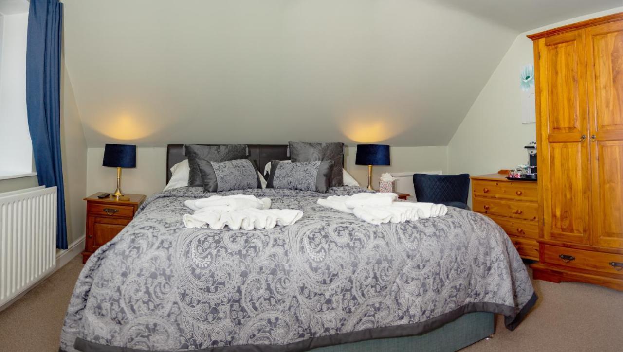Beaumont Guest House- Free Private Parking & Off-Site Health Centre Access - Adults Only Windermere Exterior photo