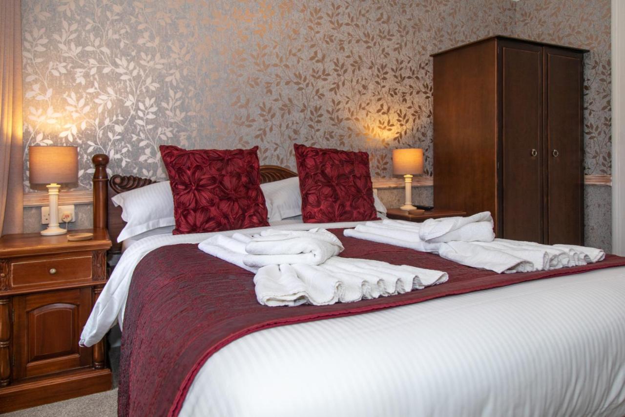 Beaumont Guest House- Free Private Parking & Off-Site Health Centre Access - Adults Only Windermere Exterior photo