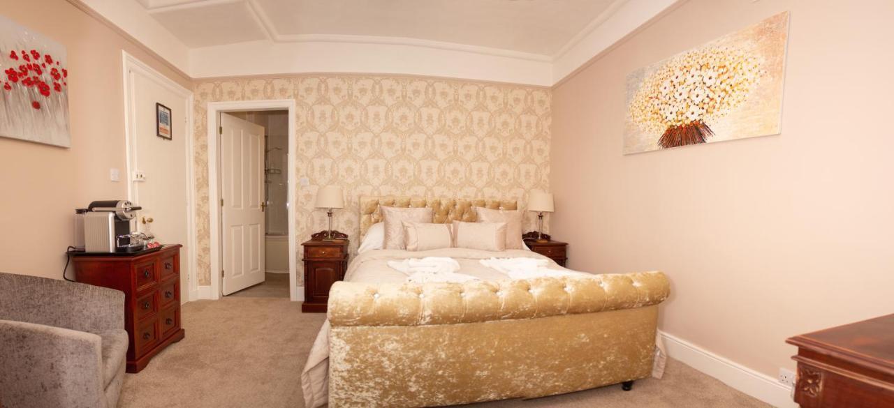 Beaumont Guest House- Free Private Parking & Off-Site Health Centre Access - Adults Only Windermere Exterior photo