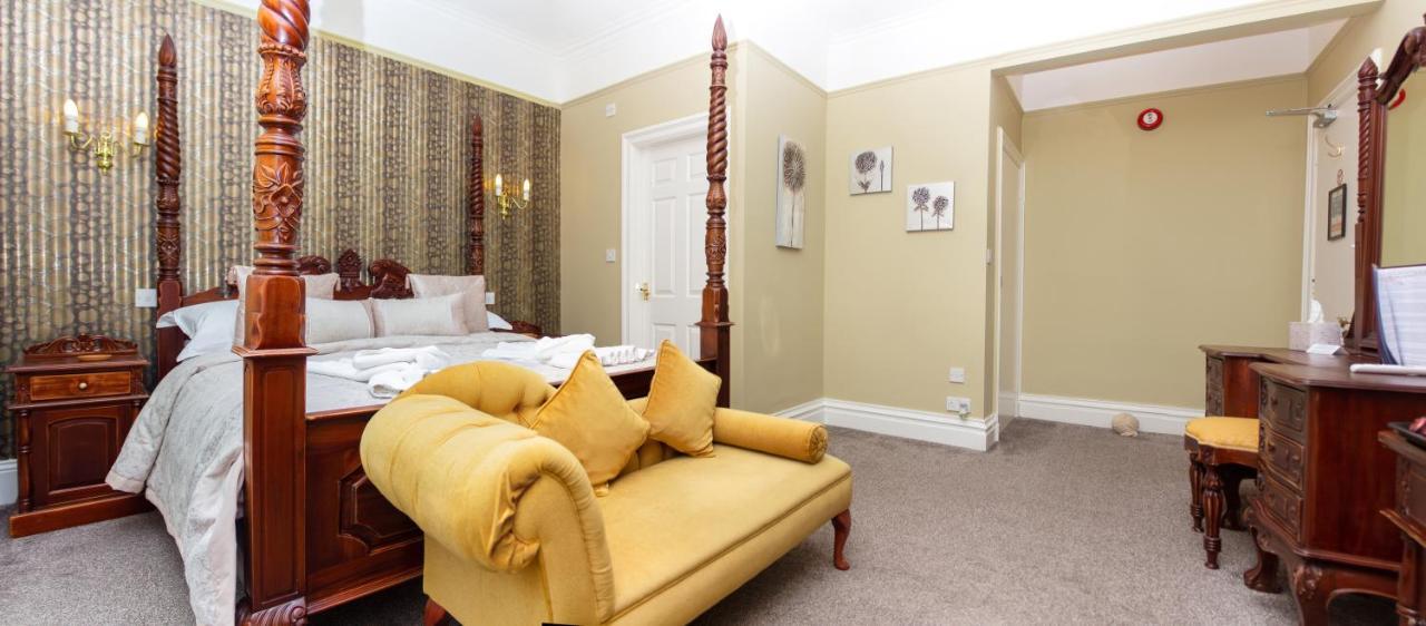 Beaumont Guest House- Free Private Parking & Off-Site Health Centre Access - Adults Only Windermere Exterior photo
