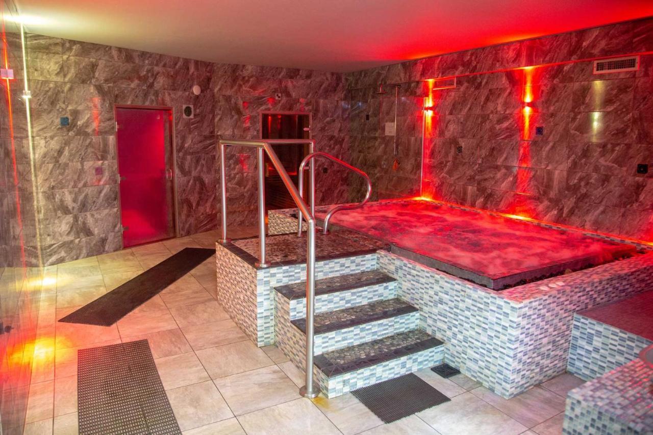 Beaumont Guest House- Free Private Parking & Off-Site Health Centre Access - Adults Only Windermere Exterior photo